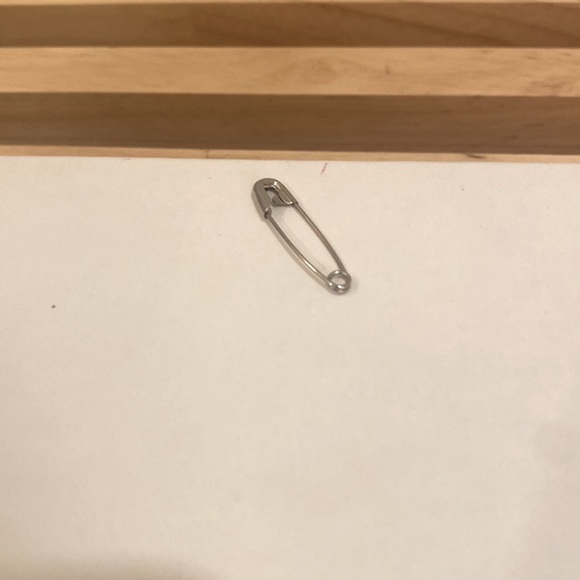 FREE ADD ON (with purchase) Small White J Crew gift box - Picture 6 of 6